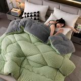 Dual-Sided Soft Quilted Blanket