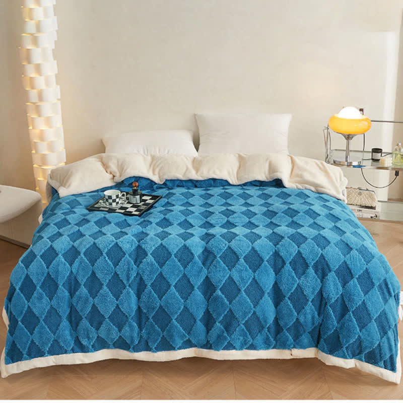 Soft Diamond Pattern Comfort Blanket