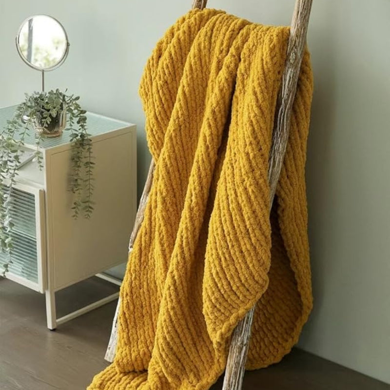 Wolly Wonder Throw Blanket™