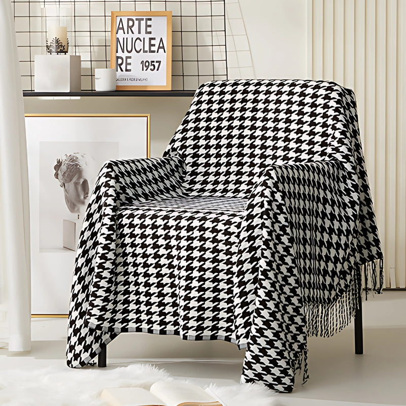 Classic Houndstooth Pattern Blanket